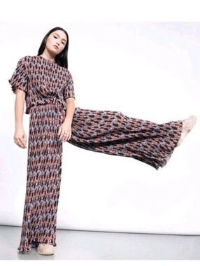 Nwt WILDFANG PLISSEE EMPOWER PANTS COORD SET Pride Wide-Leg Palazzo Multicolor